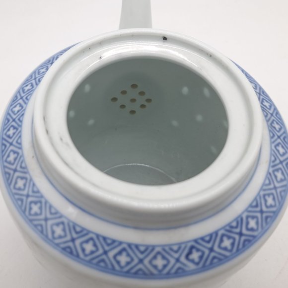 Vintage Unused Blue & White Ceramic Teapot - Picture 9 of 11